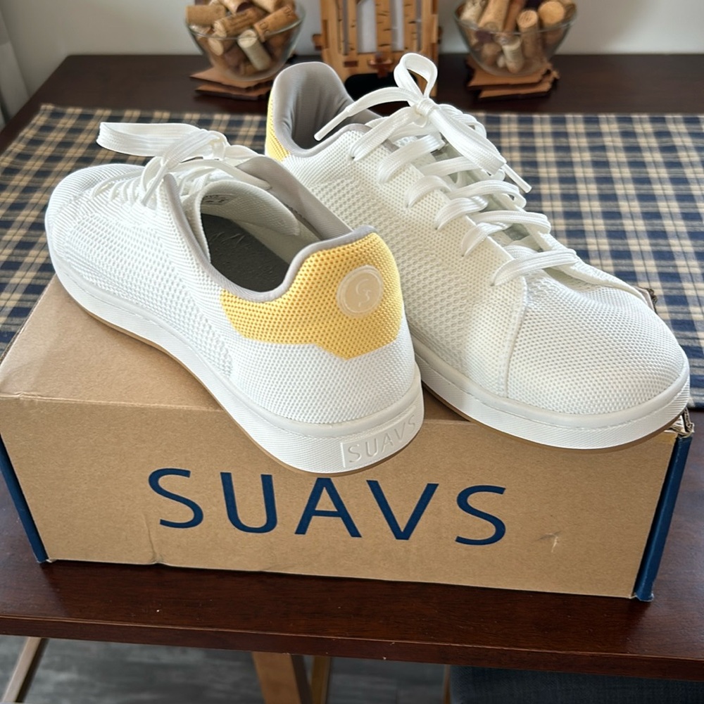 Suavs - Classic Sneaker